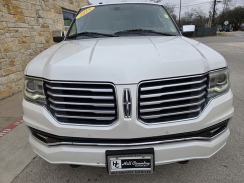 Used 2015 Lincoln Navigator L 2WD image 16