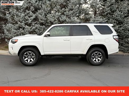 Used 2020 Toyota 4Runner TRD Off-Road Premium image 4