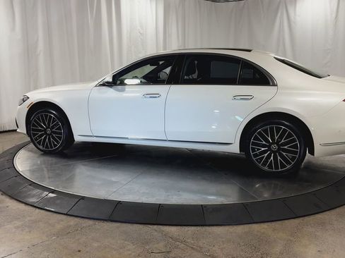 Used 2022 Mercedes-Benz S 580 4MATIC Sedan image 6