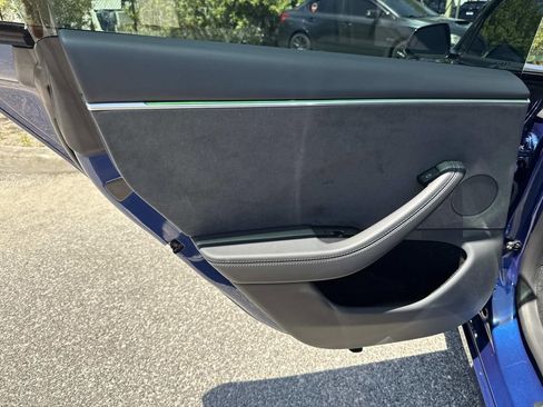 Used 2025 Tesla Model 3 Long Range image 13