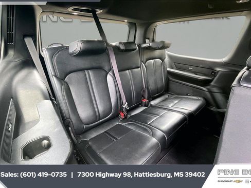 Used 2024 Jeep Wagoneer Series II w/ Flexible Seating Group AWD/4WD image 21
