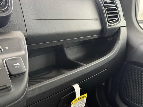 New 2024 RAM ProMaster 3500 w/ Delivery Van Package FWD image 28