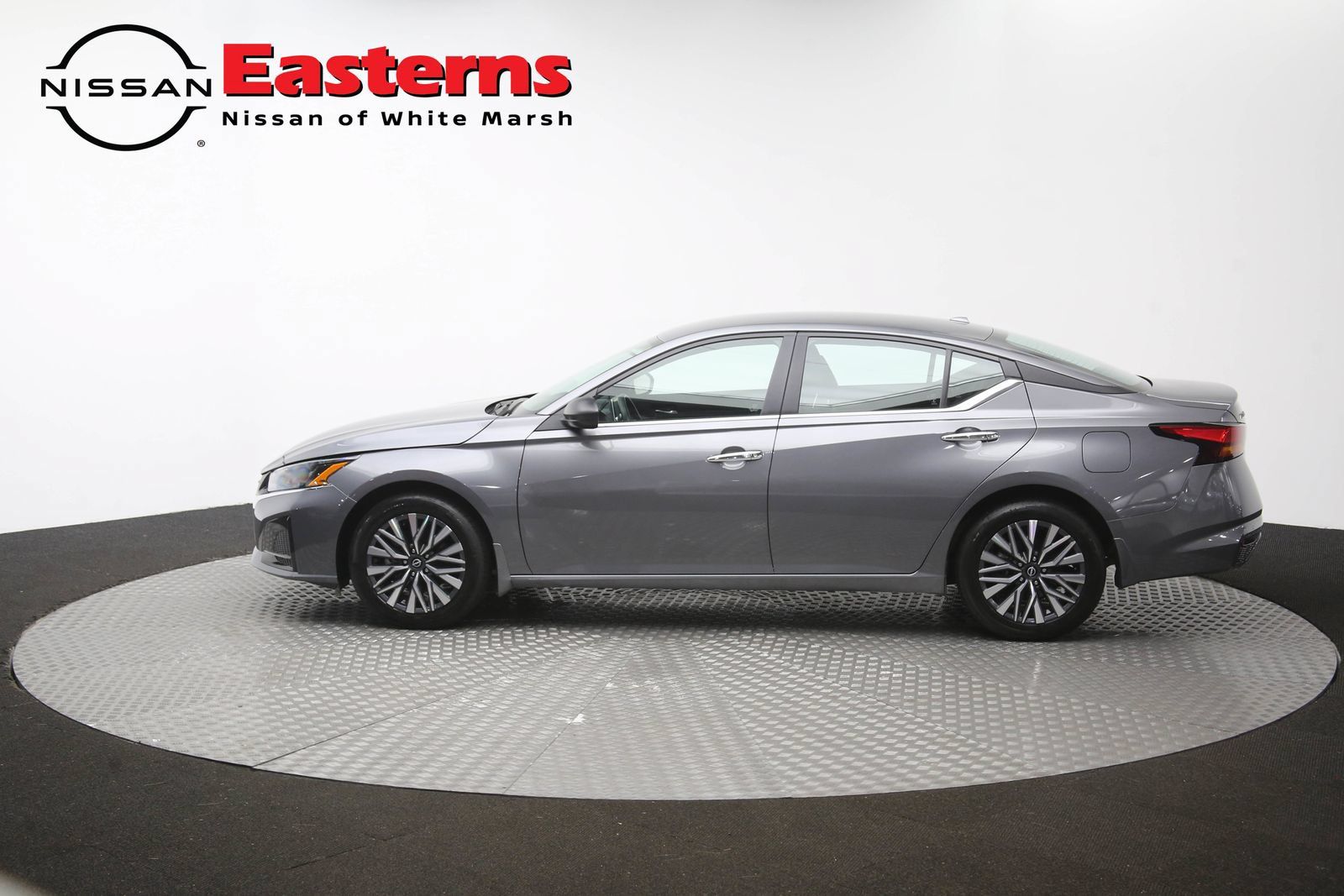 Used 2024 Nissan Altima 2.5 SV AWD/4WD image 61