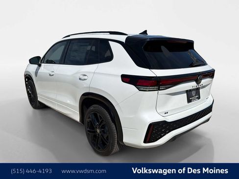 New 2026 Volkswagen Tiguan SE R-Line AWD/4WD image 4