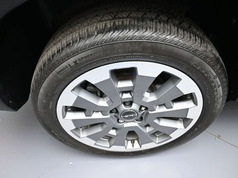 Certified 2024 Honda Passport EX-L image 12