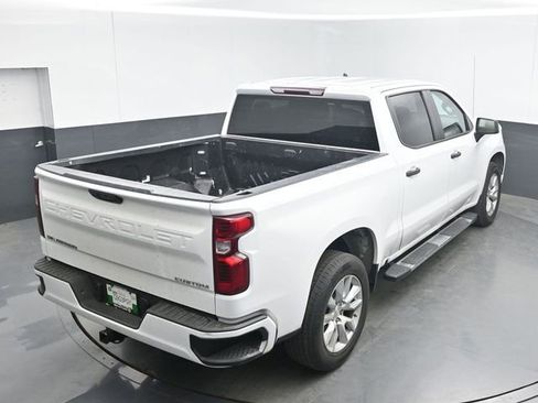 Used 2022 Chevrolet Silverado 1500 Custom RWD image 25