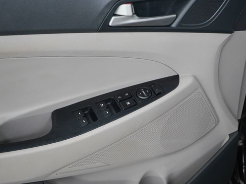 Used 2018 Hyundai Tucson Value AWD/4WD image 23