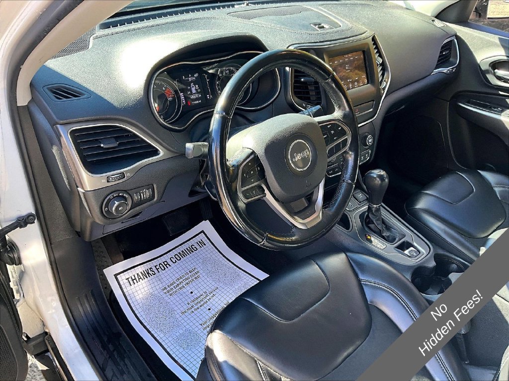 Used 2019 Jeep Cherokee Latitude Plus FWD image 10