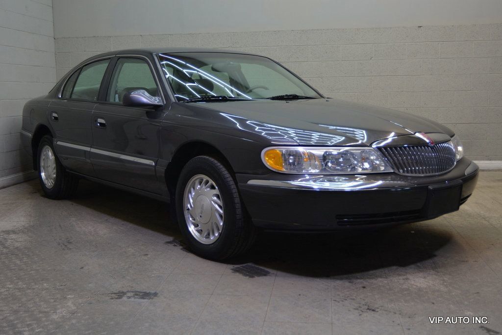 Used 1998 Lincoln Continental FWD image 1