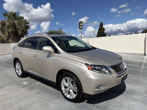 Used 2011 Lexus RX 450h AWD w/ Luxury Pkg image 40