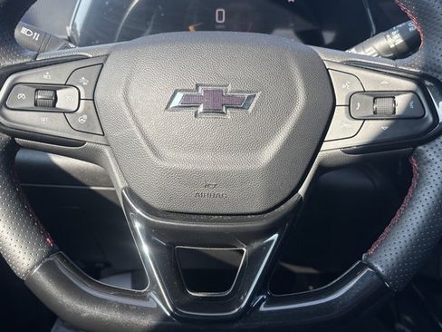 Used 2024 Chevrolet Trax RS w/ Driver Confidence Package image 17