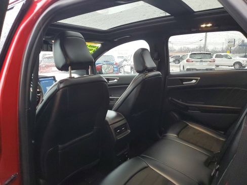 Used 2024 Ford Edge ST-Line w/ Class II Trailer Tow Package AWD/4WD image 26