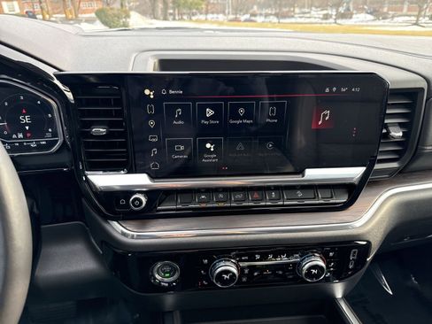 Used 2023 GMC Sierra 1500 SLT w/ SLT Premium Package image 18