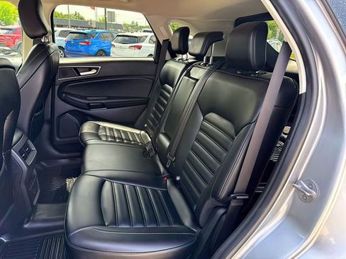 Used 2022 Ford Edge SEL AWD/4WD image 22