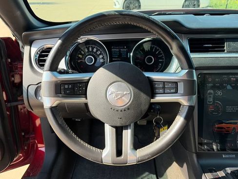 Used 2014 Ford Mustang GT Premium RWD image 19