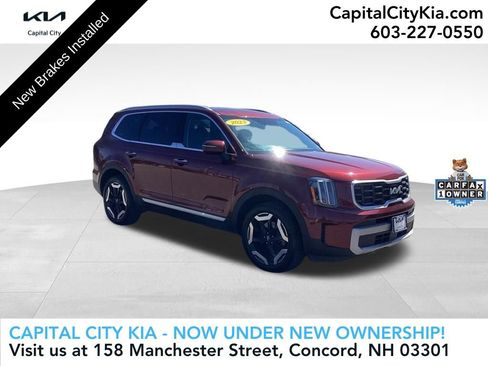 Used 2023 Kia Telluride S w/ S Sunroof Package AWD/4WD image 1