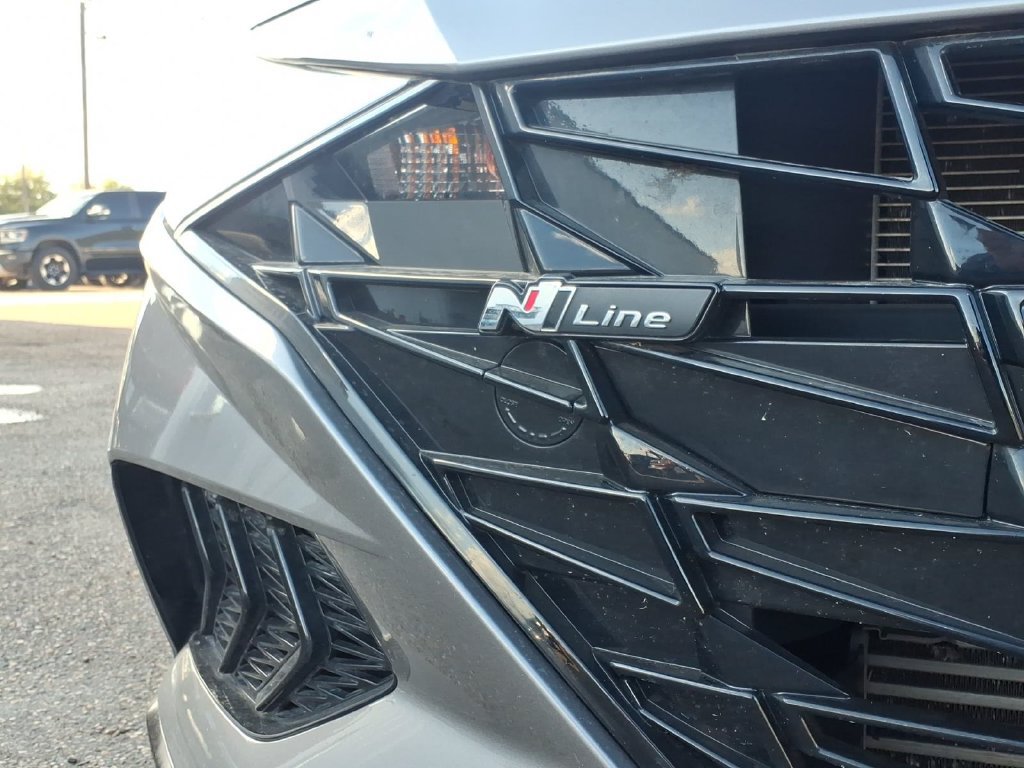 Used 2023 Hyundai Elantra N Line FWD image 7