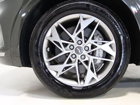 Used 2025 Genesis GV70 2.5T AWD/4WD image 70