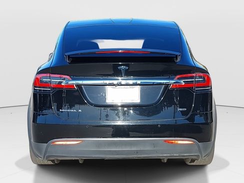 Used 2017 Tesla Model X 75D image 6