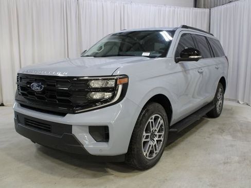 New 2026 Ford Expedition Active AWD/4WD image 35