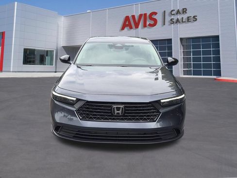 Used 2025 Honda Accord SE image 2