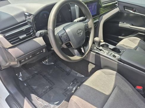 Used 2025 Toyota Camry LE FWD image 11