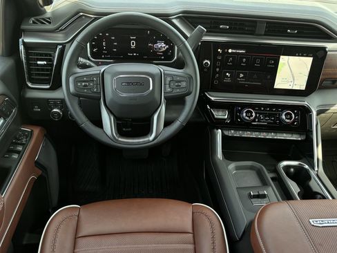 New 2026 GMC Sierra 2500 Denali Ultimate AWD/4WD image 10