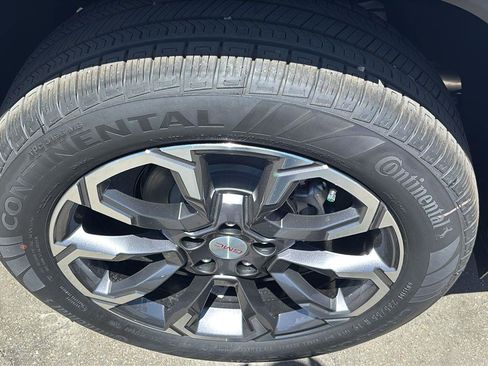 New 2026 GMC Terrain Elevation w/ Elevation Premium Package FWD image 11