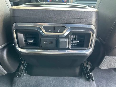 Used 2019 Chevrolet Silverado 1500 High Country w/ High Country Premium Package AWD/4WD image 29