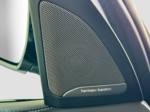 Certified 2025 BMW X5 sDrive40i w/ M Sport Package image 19