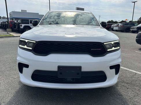 Used 2024 Dodge Durango GT RWD image 2
