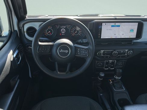 Used 2024 Jeep Wrangler Unlimited Sport image 14