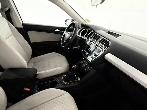 Used 2020 Volkswagen Tiguan S FWD image 36