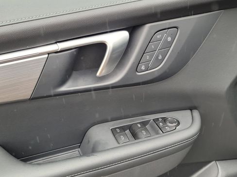 New 2026 Buick Enclave Preferred w/ Power Package image 9