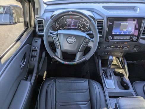 Used 2024 Nissan Frontier SV w/ SV Convenience Package image 15