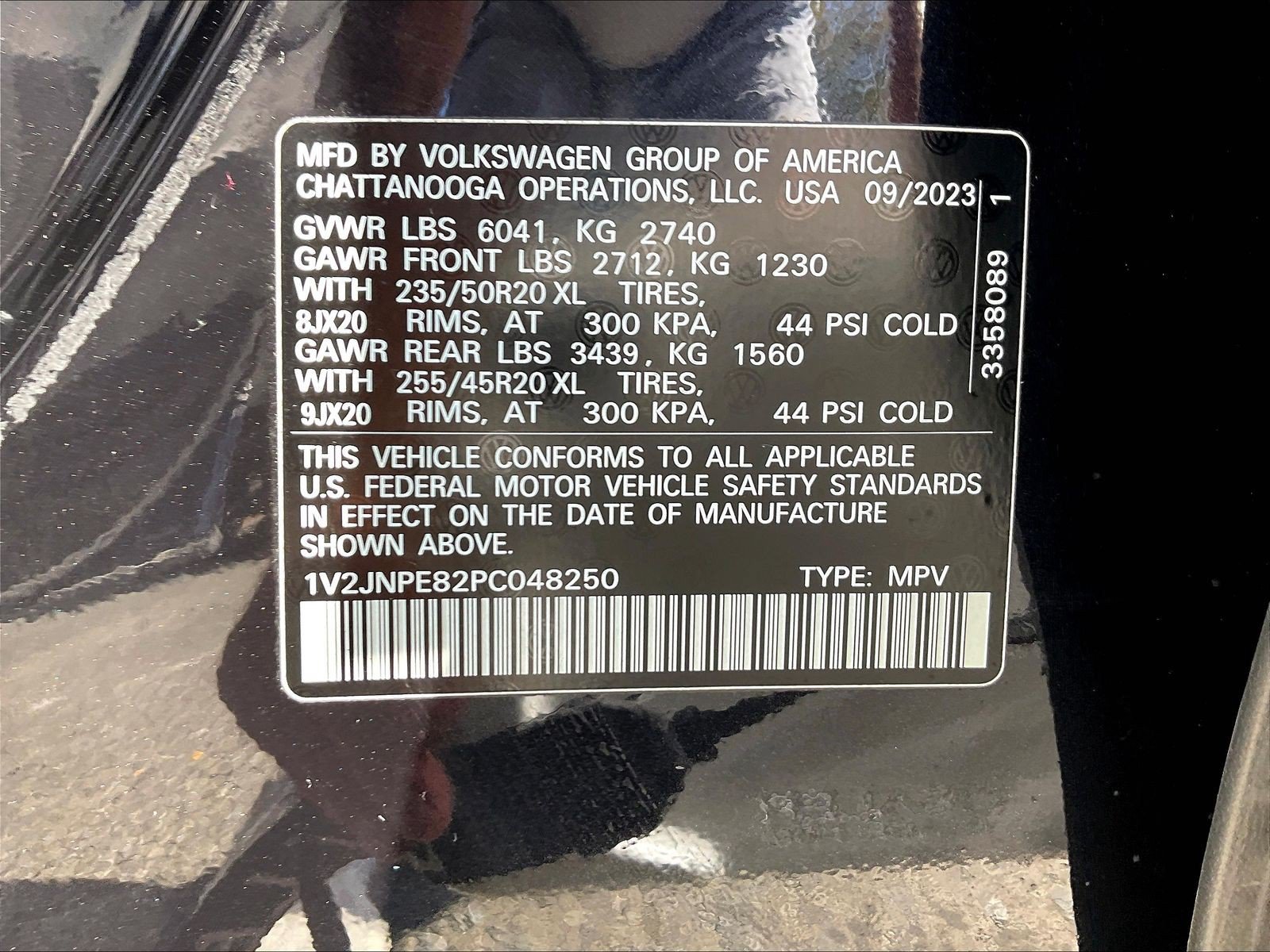 Used 2023 Volkswagen ID.4 Pro S Plus AWD/4WD image 32