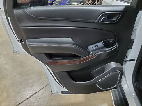 Used 2017 GMC Yukon SLT w/ Open Road Package image 31