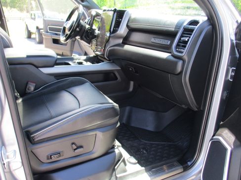 Used 2021 RAM 2500 Laramie AWD/4WD image 16