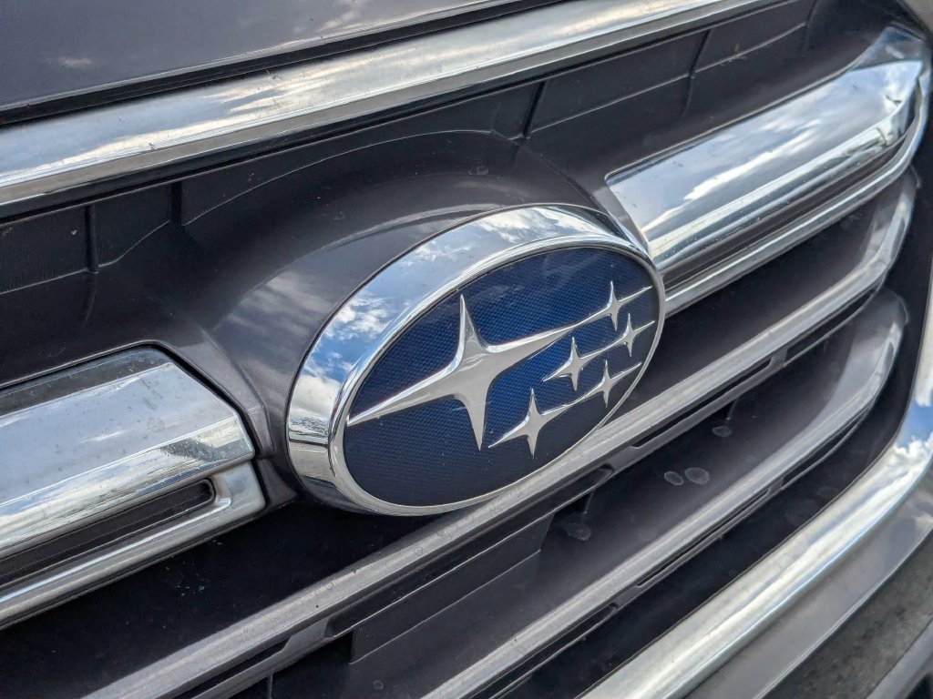 Used 2019 Subaru Outback 3.6R Touring AWD/4WD image 11