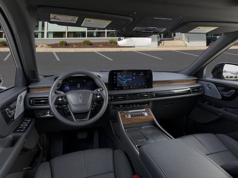 New 2025 Lincoln Aviator Reserve w/ Luxury Package image 9