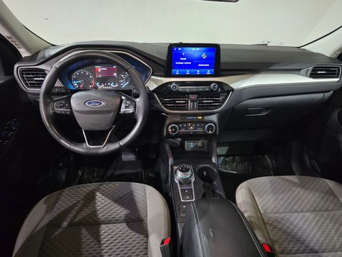 Used 2022 Ford Escape SE w/ Cold Weather Package image 19