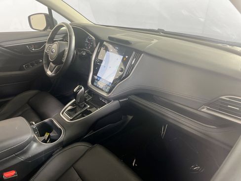 Used 2023 Subaru Outback Limited image 29
