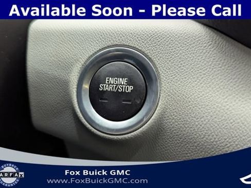 Certified 2024 GMC Terrain SLT image 17