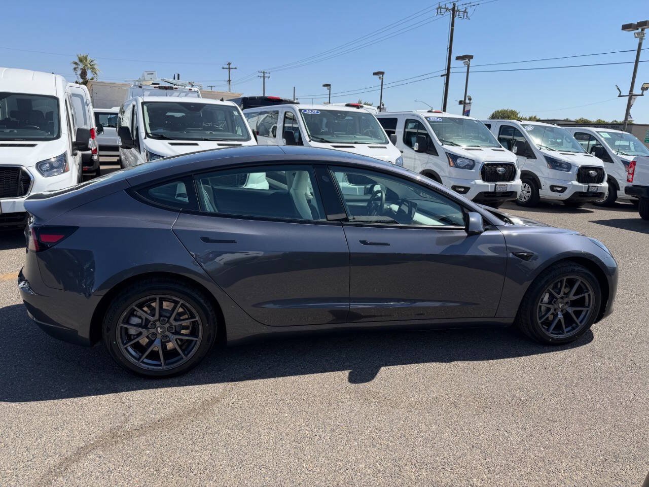 Used 2023 Tesla Model 3 Standard Range RWD image 5