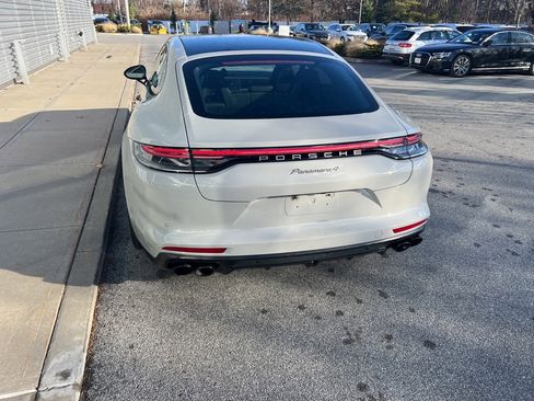 Used 2023 Porsche Panamera 4 Platinum Edition image 34