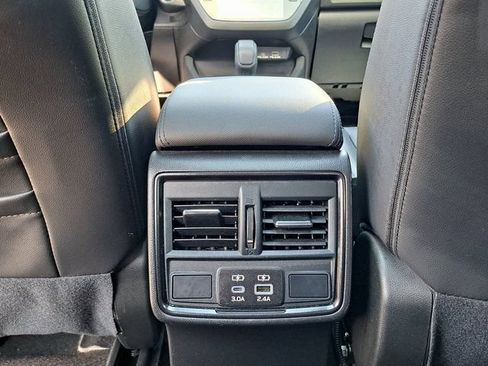 Used 2025 Subaru Forester Limited w/ Popular Package #1 AWD/4WD image 27