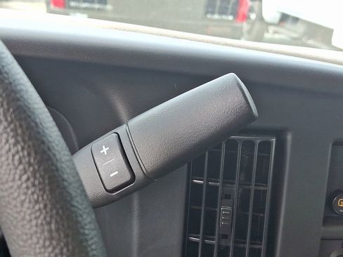 New 2025 Chevrolet Express 3500 w/ Driver Convenience Package image 9