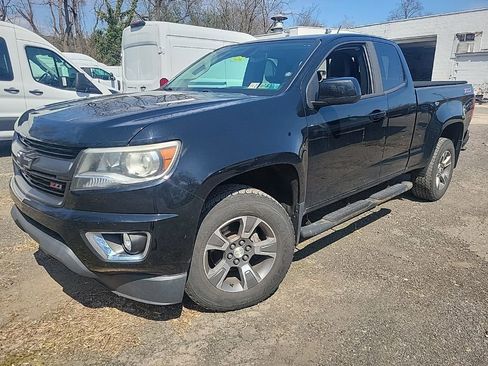 Used 2018 Chevrolet Colorado Z71 image 3