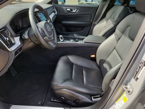 Used 2024 Volvo S60 B5 Core image 19
