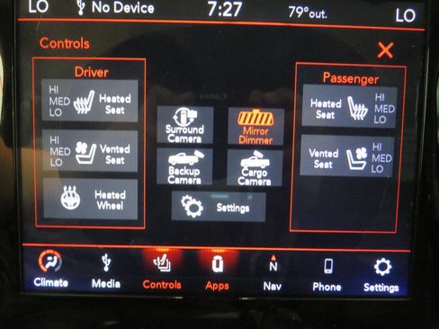 Used 2020 RAM 3500 Laramie image 37